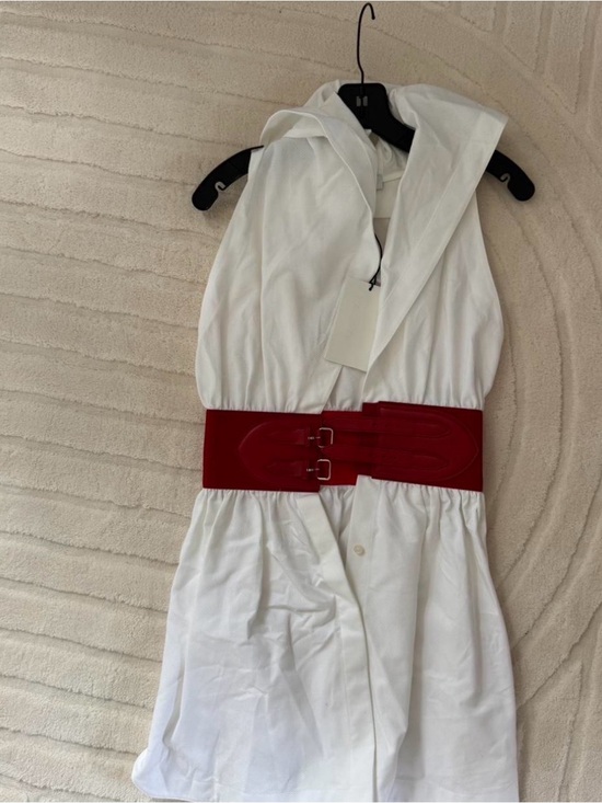Dresses & Skirts - ALAIA White Hooded Dress with Red Waist Belt